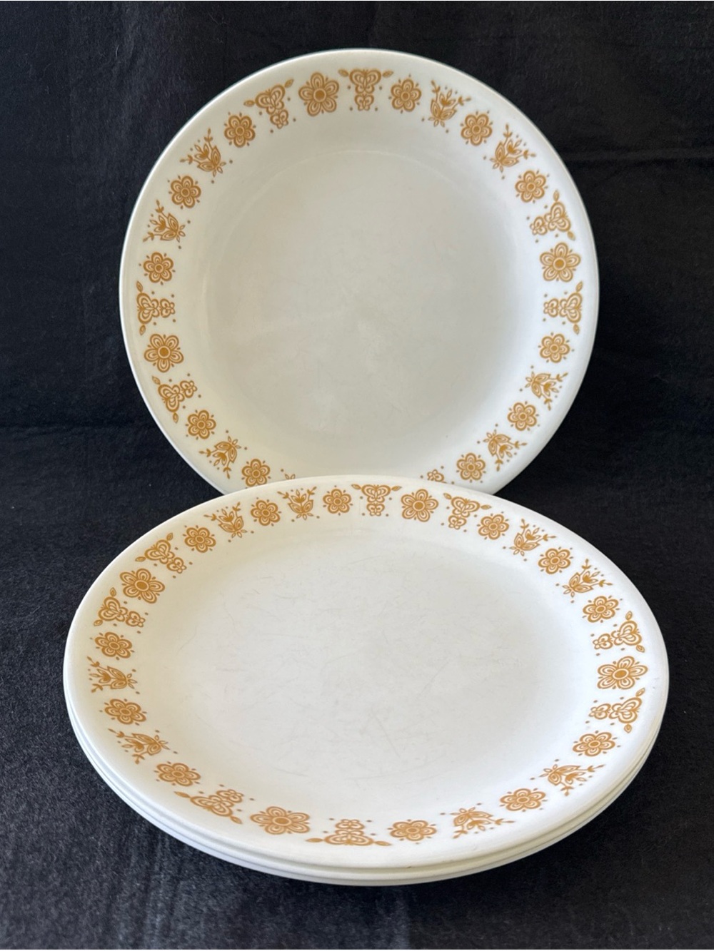 Corelle Golden Butterfly Salad Plates Set of 4 VTG 8 1/2" Corning Flowers USA